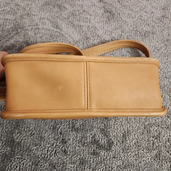 COACH Rambler's Legacy Vintage Tan Leather Shoulder Crossbody Bag 9061 - Picture 6 of 9